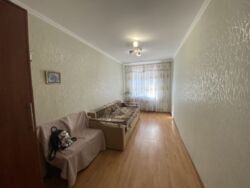 Продається квартира Дніпропетровська, Кам'янське, Кам'янське, центр фото 5 Продається квартира Дніпропетровська, Кам'янське, Кам'янське, центр фото 5