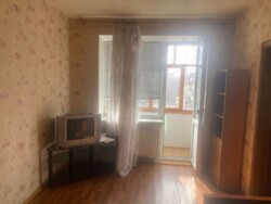 Продам 2 х комнатную уютную, светлую квартиру на Соцгороде (Проспект Конституции). фото 3 Продам 2 х комнатную уютную, светлую квартиру на Соцгороде (Проспект Конституции). фото 3