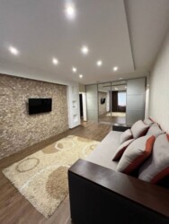 Продається квартира Дніпропетровська, Кам'янське, Кам'янське фото 3 Продається квартира Дніпропетровська, Кам'янське, Кам'янське фото 3