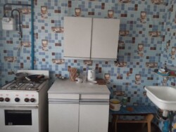 Продається квартира Дніпропетровська, Кам'янське, Кам'янське, 3 мкр фото 3 Продається квартира Дніпропетровська, Кам'янське, Кам'янське, 3 мкр фото 3