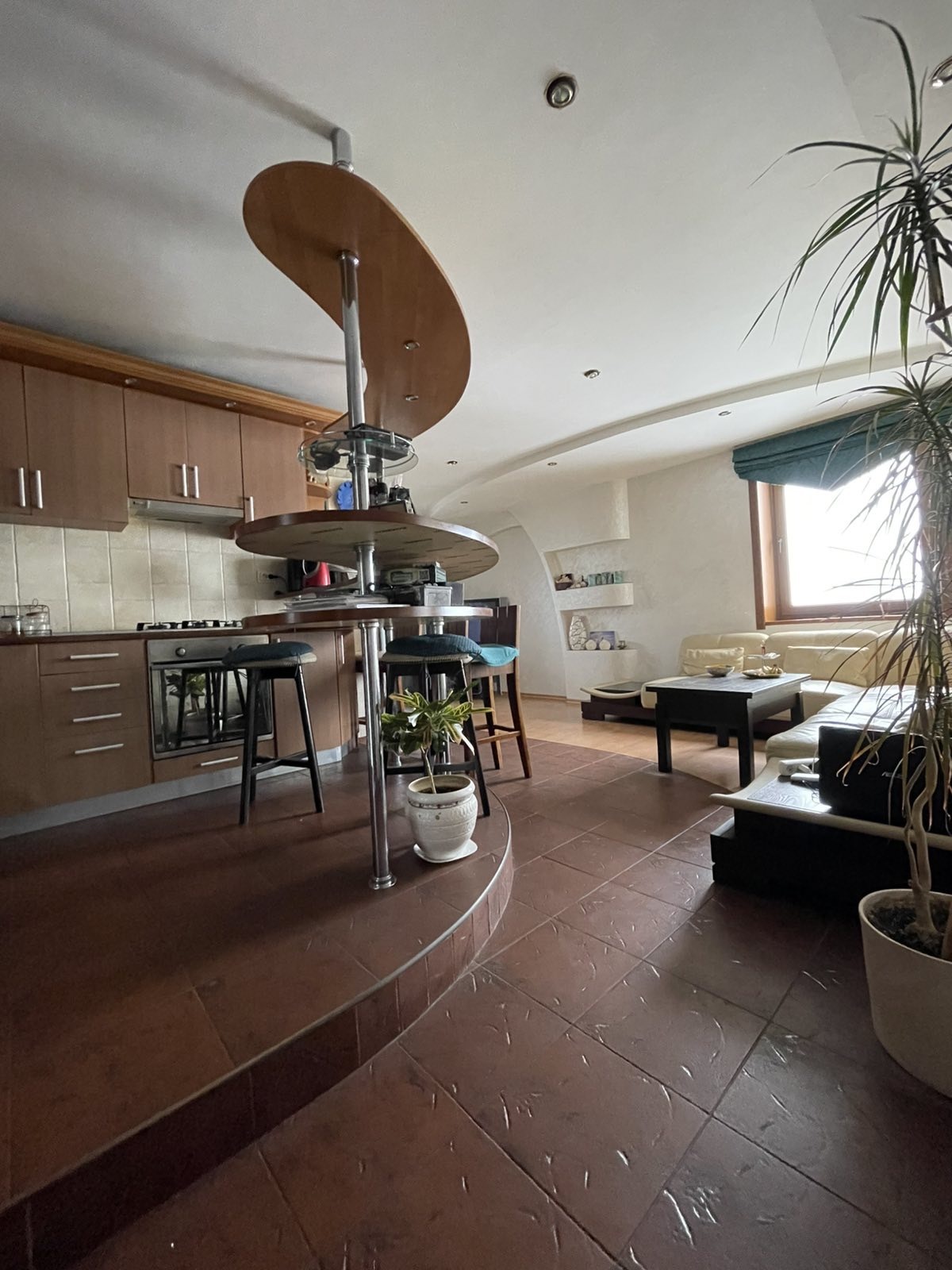 4-� ��������� ����� ���� ���� 1