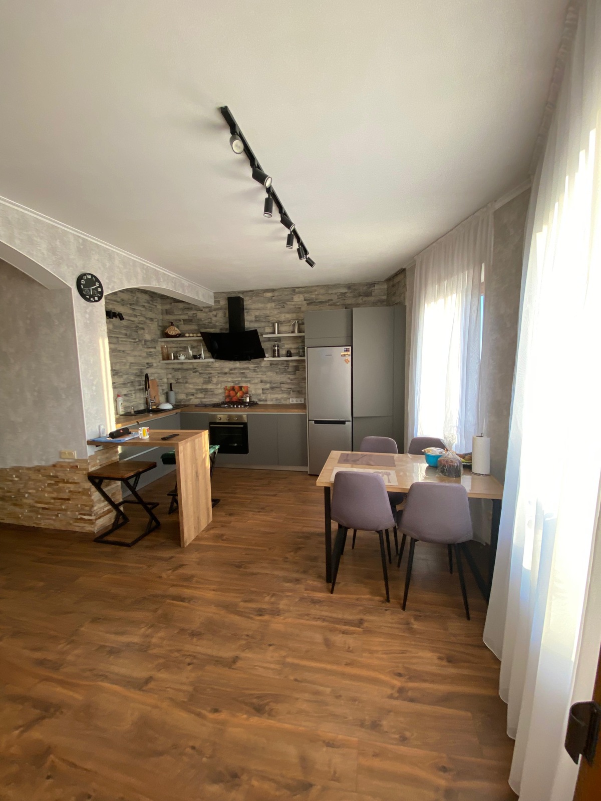 Двухуровневая большая квартира фото 1 Двухуровневая большая квартира фото 1