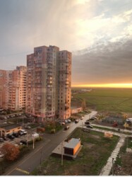 2� ��������,����� ��� 77 �2 ���� 8