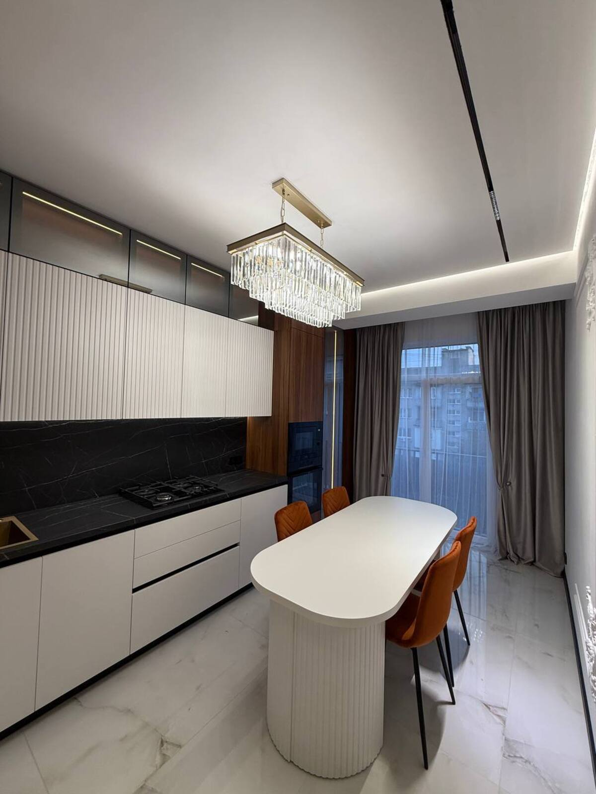 Продаж трикімнатної квартири по вул.Швабська фото 1 Продаж трикімнатної квартири по вул.Швабська фото 1