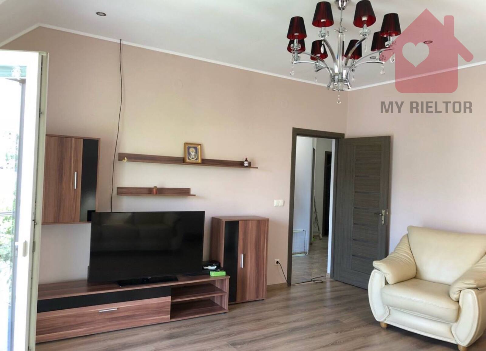 Продаж двокімнатної квартири по вул.Докучаєва фото 1 Продаж двокімнатної квартири по вул.Докучаєва фото 1