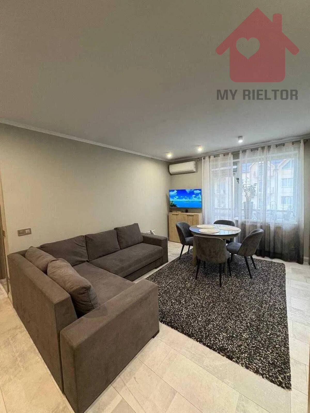 Продаж двокімнатної квартири по вул.Климпуша фото 1 Продаж двокімнатної квартири по вул.Климпуша фото 1