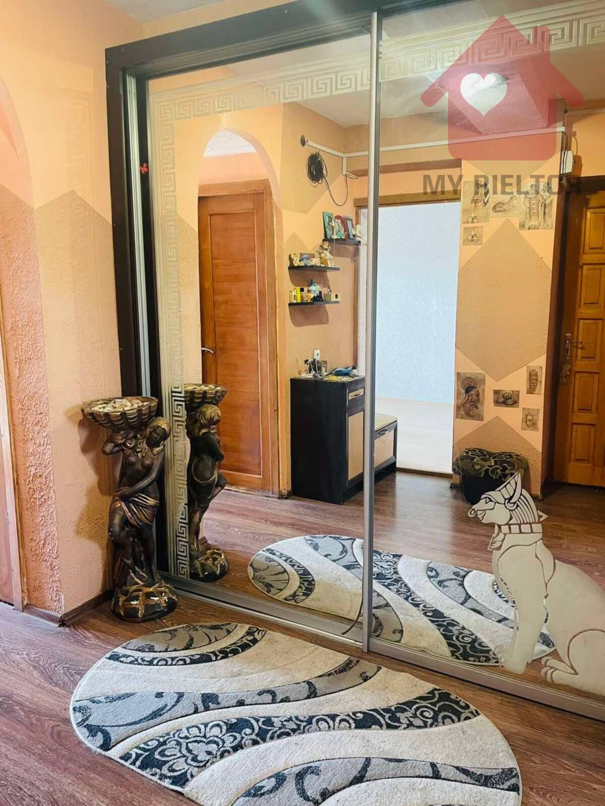 Продаж двокімнатної квартири по вул.Добрянського фото 1 Продаж двокімнатної квартири по вул.Добрянського фото 1