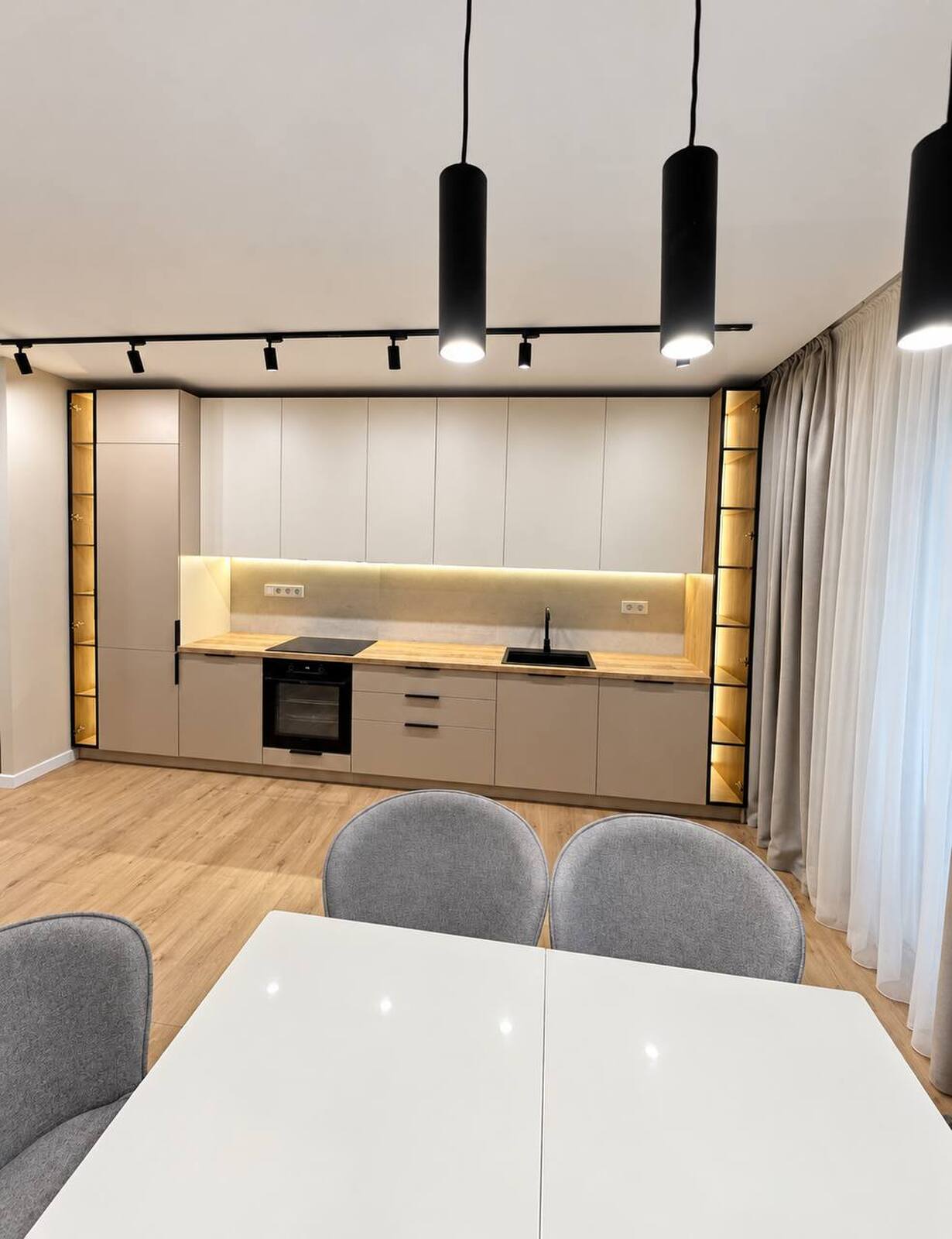 Продаж двокімнатної квартири ЖК West Towers