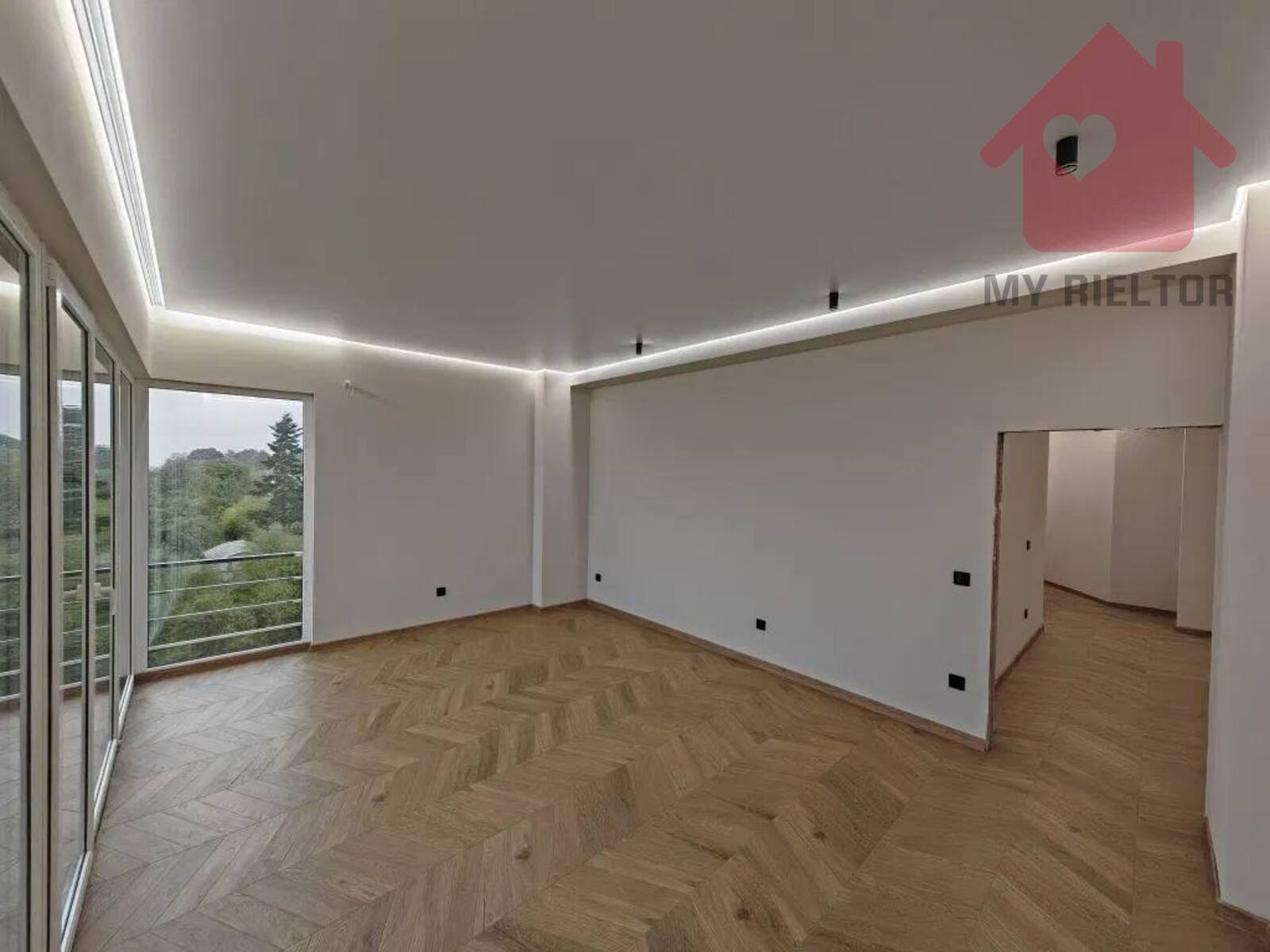 Продаж трикімнатної квартири по вул.Далека фото 1 Продаж трикімнатної квартири по вул.Далека фото 1