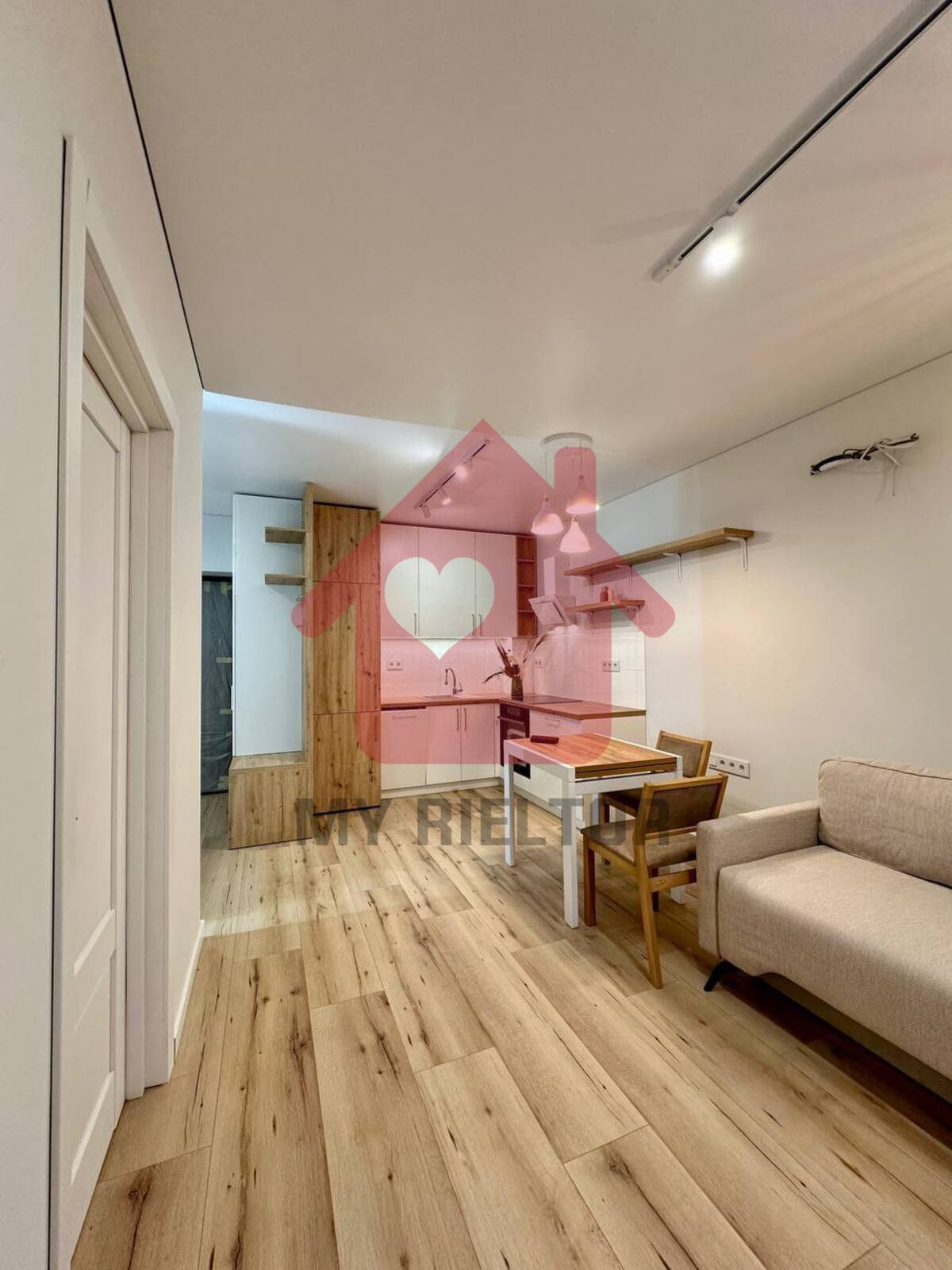 Продаж однокімнатної квартири ЖК West Towers. фото 1 Продаж однокімнатної квартири ЖК West Towers. фото 1