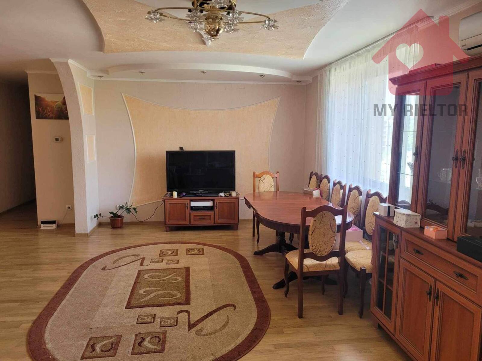 Продаж двоярусної квартири по вул.Володимирська. фото 1 Продаж двоярусної квартири по вул.Володимирська. фото 1