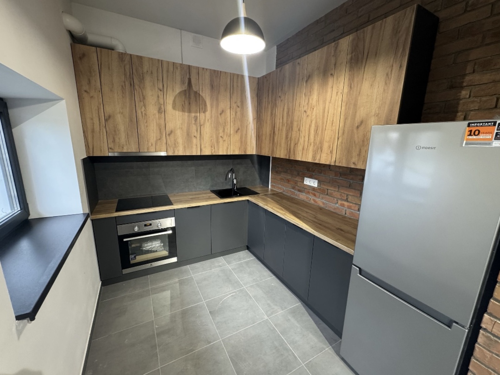 Продаж 1-кімнатної квартири фото 1 Продаж 1-кімнатної квартири фото 1