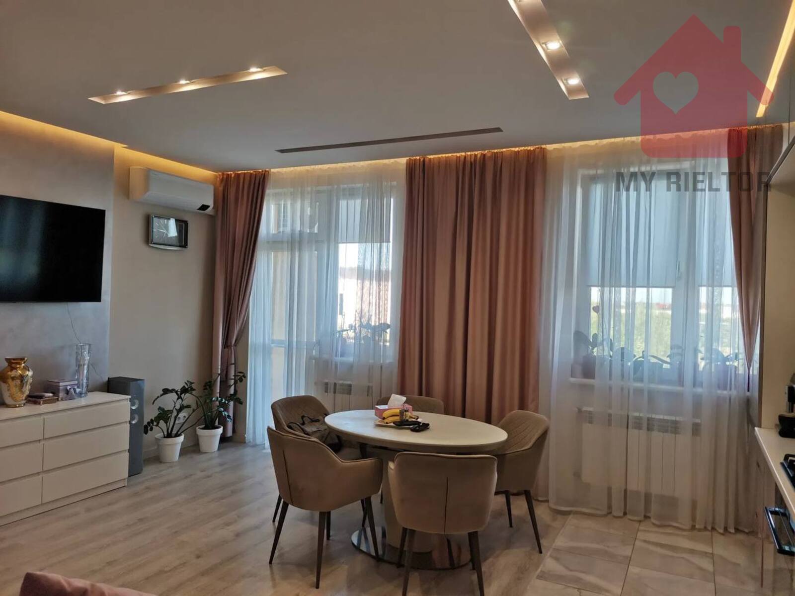 Продаж трикімнатної квартири ЖК Сакура фото 1 Продаж трикімнатної квартири ЖК Сакура фото 1