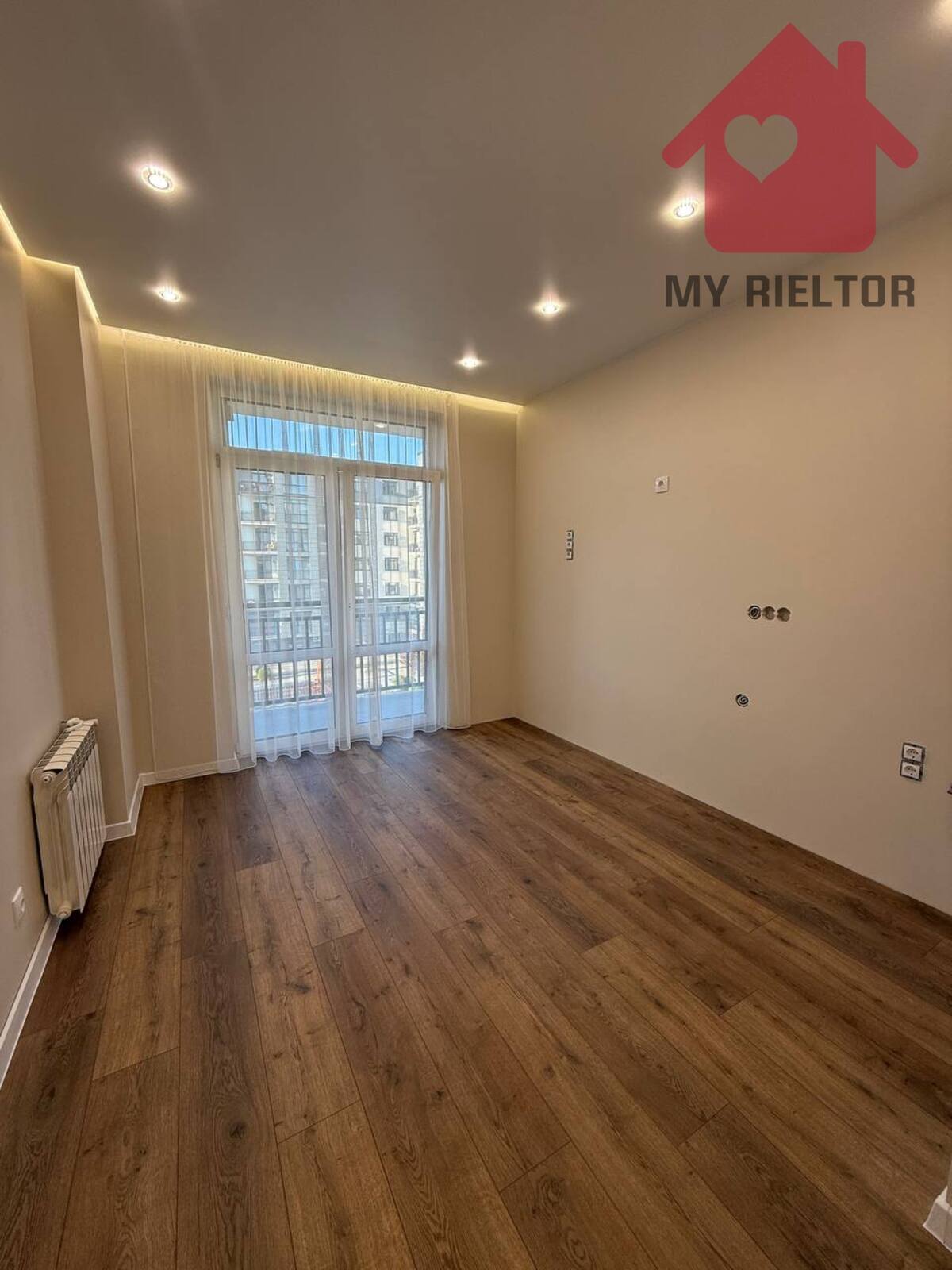 Продаж однокімнатної квартири ЖК Мала Прага фото 1 Продаж однокімнатної квартири ЖК Мала Прага фото 1