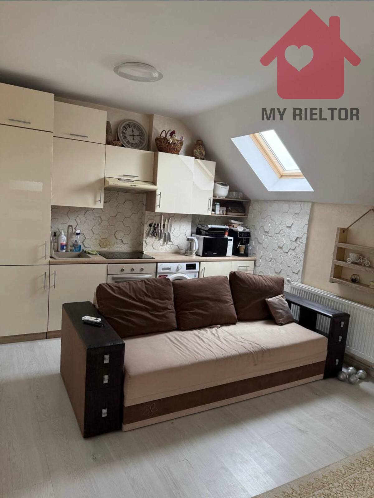 Продаж трикімнатної квартири по вул.Шолтеса фото 1 Продаж трикімнатної квартири по вул.Шолтеса фото 1