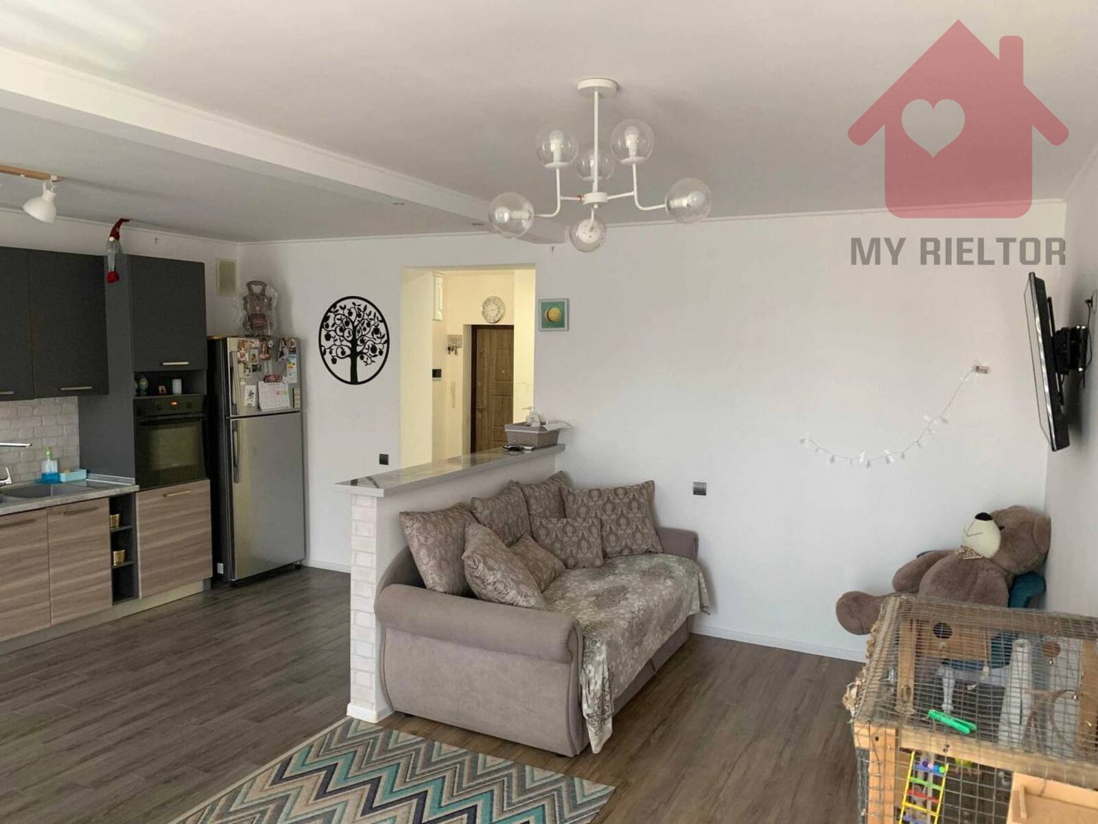 Продаж однокімнатної квартири по вул.О.Хіри фото 1 Продаж однокімнатної квартири по вул.О.Хіри фото 1