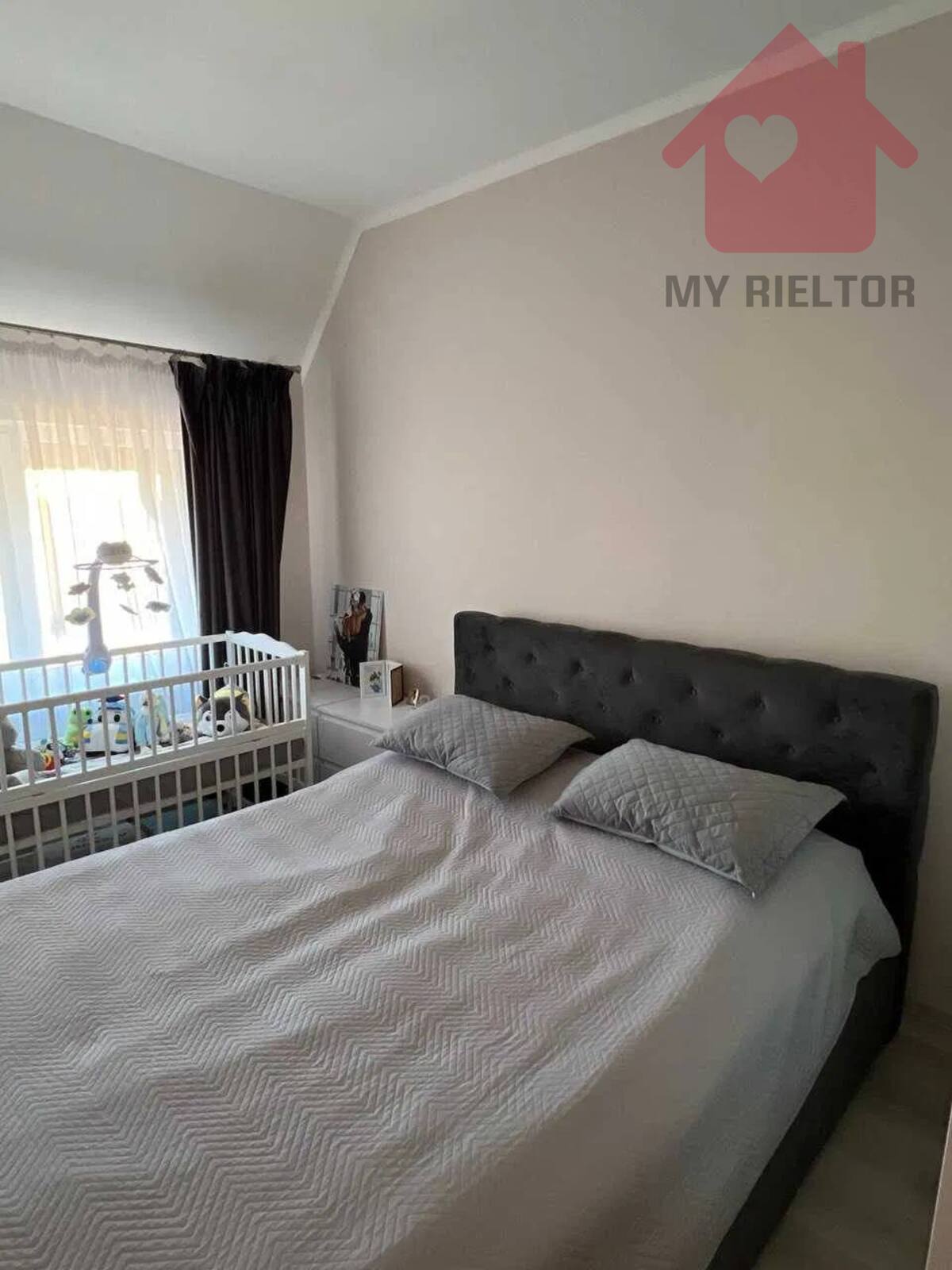 Продаж двокімнатної квартири по вул.Богомльця фото 1 Продаж двокімнатної квартири по вул.Богомльця фото 1