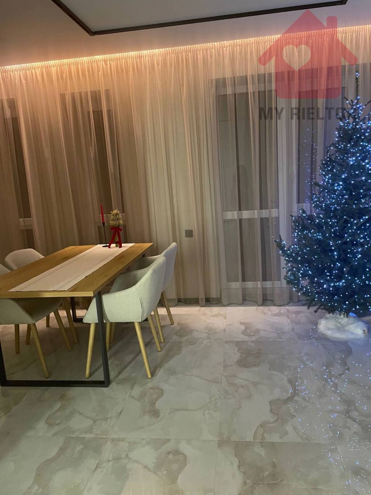 Продаж двокімнатної квартири ЖК West Towers фото 1 Продаж двокімнатної квартири ЖК West Towers фото 1