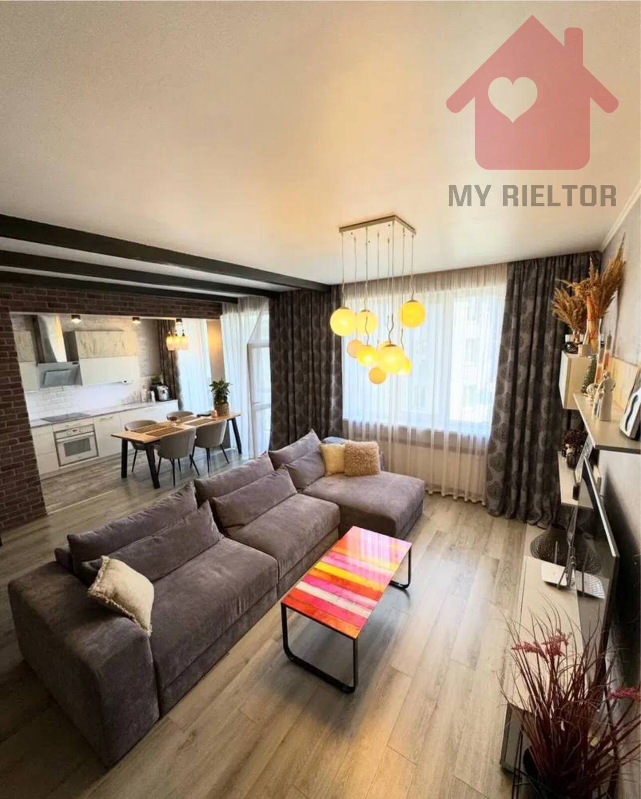 Продаж трикімнатної квартири по вул.Осипенка фото 1 Продаж трикімнатної квартири по вул.Осипенка фото 1