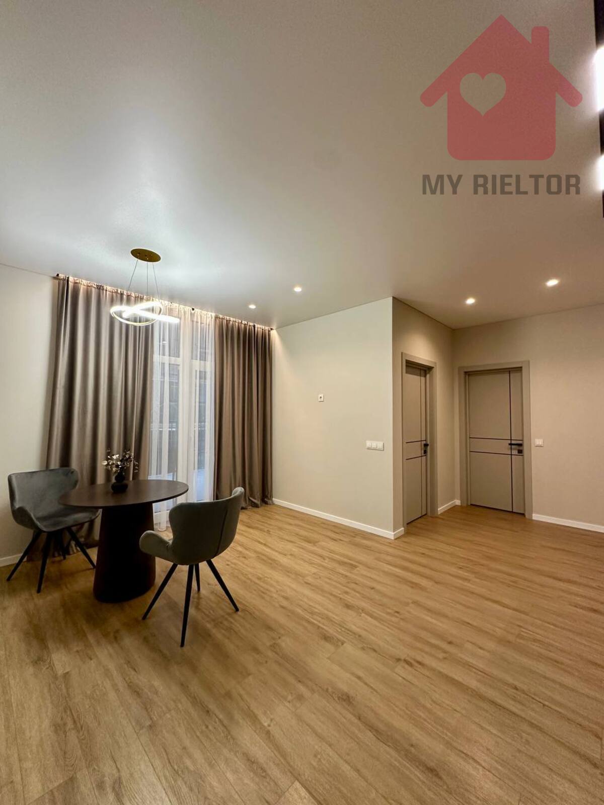 Продаж 1,5 квартири ЖК Crystal фото 1 Продаж 1,5 квартири ЖК Crystal фото 1