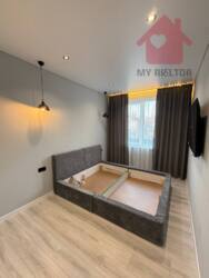 ������ ����������� �������� �� Central Avenua ���� 4