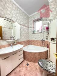 Продаж трикімнатної квартири ЖК Боздош Еліт фото 11 Продаж трикімнатної квартири ЖК Боздош Еліт фото 11