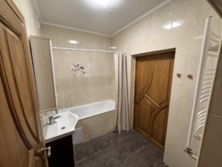 Продаж 3 кімнатної квартири в центрі міста фото 12 Продаж 3 кімнатної квартири в центрі міста фото 12