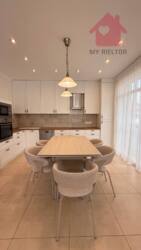 Продаж двокімнатної квартири по вул.Осипенка фото 1 Продаж двокімнатної квартири по вул.Осипенка фото 1