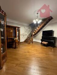 Продаж двоярусної квартири по вул.Волошина фото 5 Продаж двоярусної квартири по вул.Волошина фото 5