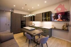 Продаж трикімнатної квартири по вул.Собранецька фото 1 Продаж трикімнатної квартири по вул.Собранецька фото 1