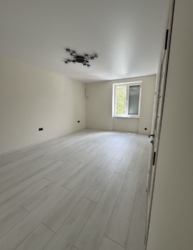 Продаж 2 кімнатної квартири в центрі міста фото 5 Продаж 2 кімнатної квартири в центрі міста фото 5