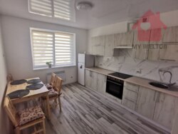 Продаж двокімнатної квартири по вул.Тихого фото 1 Продаж двокімнатної квартири по вул.Тихого фото 1