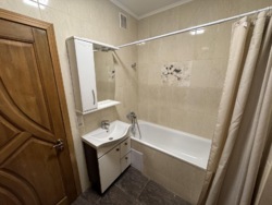 Продаж 3 кімнатної квартири в центрі міста фото 9 Продаж 3 кімнатної квартири в центрі міста фото 9