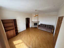 Продаж 3 кімнатної квартири в центрі міста фото 2 Продаж 3 кімнатної квартири в центрі міста фото 2