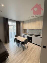 ������ ����������� �������� �� Central Avenua ���� 1