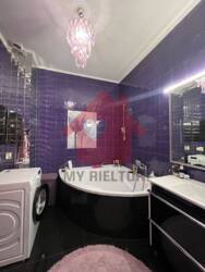 Продаж двокімнатної в центрі міста фото 7 Продаж двокімнатної в центрі міста фото 7