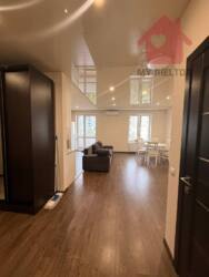 Продаж двокімнатної квартири по вул.Гвардійська фото 2 Продаж двокімнатної квартири по вул.Гвардійська фото 2