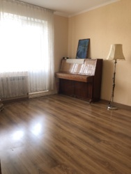 Продаж 3-кімнатної квартири. Р-н Росвигово. фото 1 Продаж 3-кімнатної квартири. Р-н Росвигово. фото 1