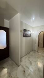 Продаж стильної 3-кімнатної квартири в Мукачеві, м-рн Росвигово — 78 000 $ фото 3 Продаж стильної 3-кімнатної квартири в Мукачеві, м-рн Росвигово — 78 000 $ фото 3