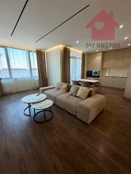 ������ 1,5 �������� �� Resident Park ���� 1