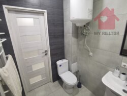 Продаж двокімнатної квартири по вул.Тихого фото 8 Продаж двокімнатної квартири по вул.Тихого фото 8