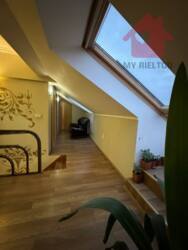 Продаж двоярусної квартири по вул.Волошина фото 16 Продаж двоярусної квартири по вул.Волошина фото 16