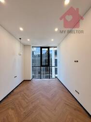������ 1,5 �������� �� Uzh Towers ���� 5