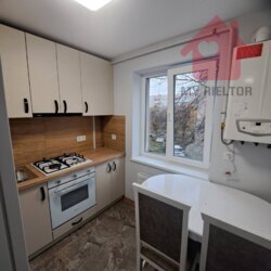 Продаж двокімнатної квартири м.Чоп фото 1 Продаж двокімнатної квартири м.Чоп фото 1