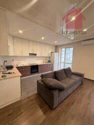 Продаж двокімнатної квартири по вул.Гвардійська фото 1 Продаж двокімнатної квартири по вул.Гвардійська фото 1