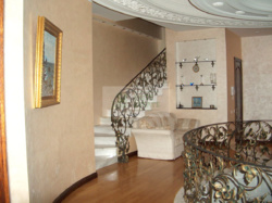 3-х уровневые VIP-апартаменты 406 м² с авторским ремонтом в центре Киева фото 8 3-х уровневые VIP-апартаменты 406 м² с авторским ремонтом в центре Киева фото 8