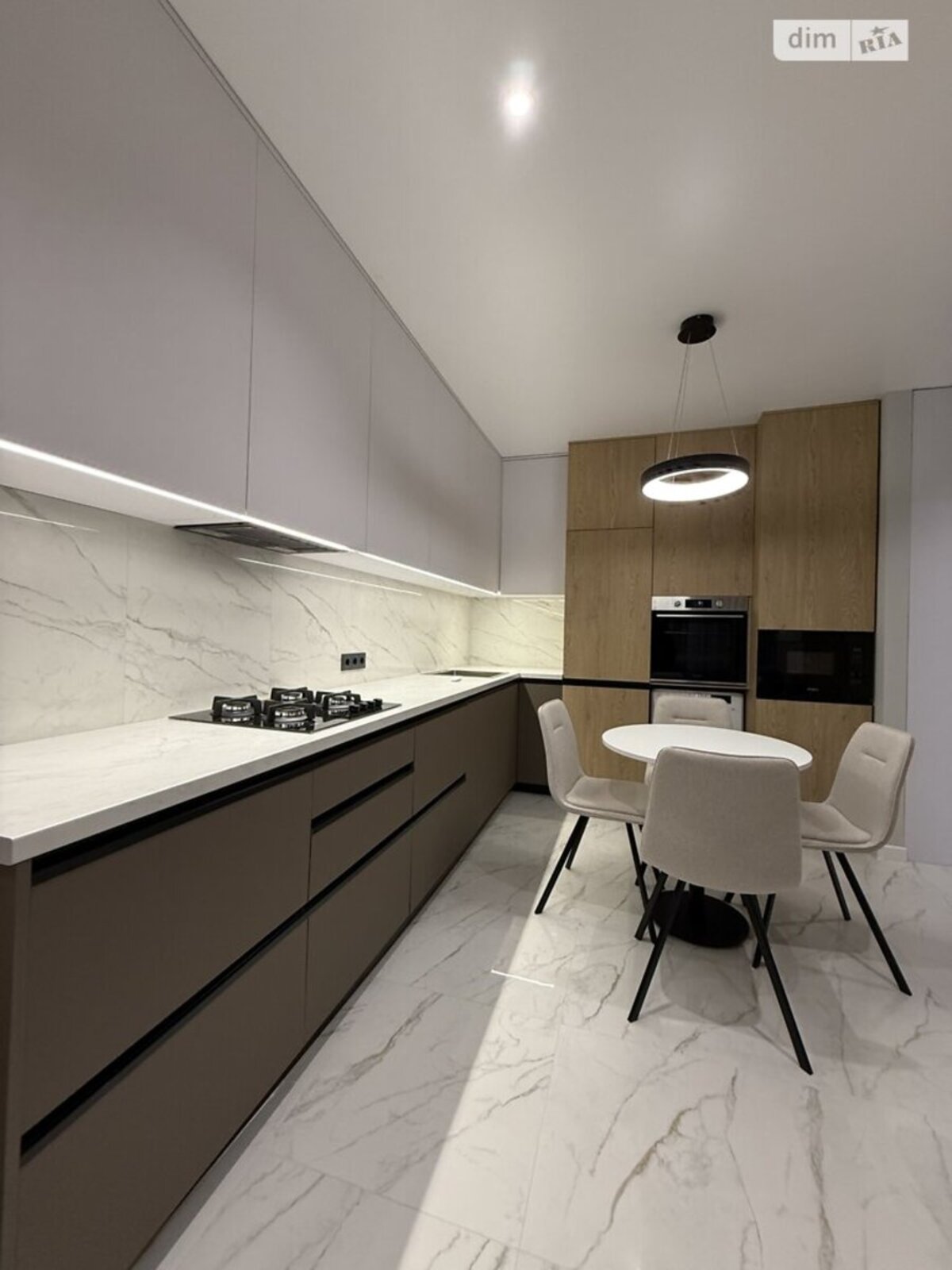 ������ 1� �������� 43 ��.�, ϳ����������� ���� ���� 1