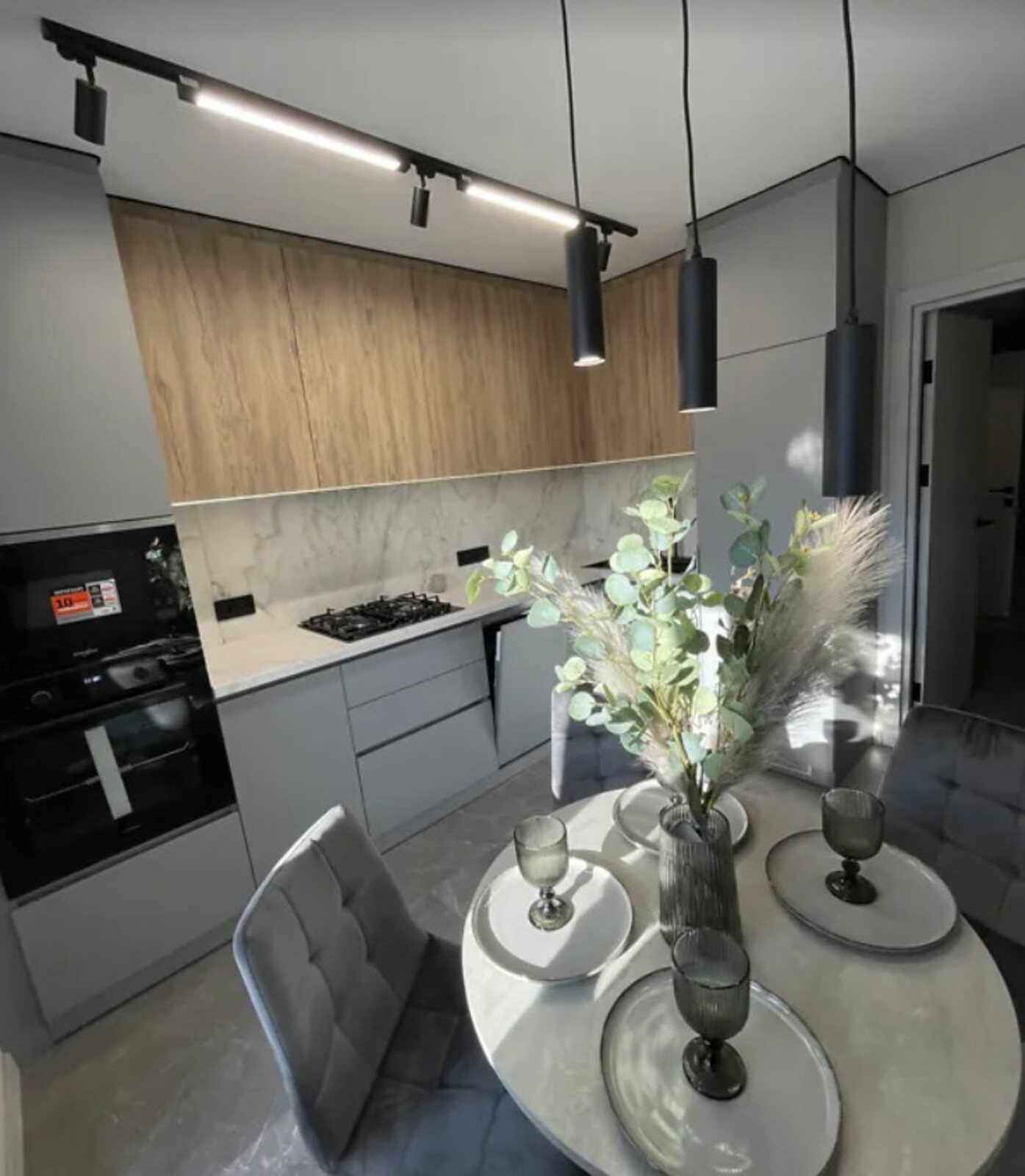 ������ 1� �������� 42 ��. � �� ���. ������� ���� 1