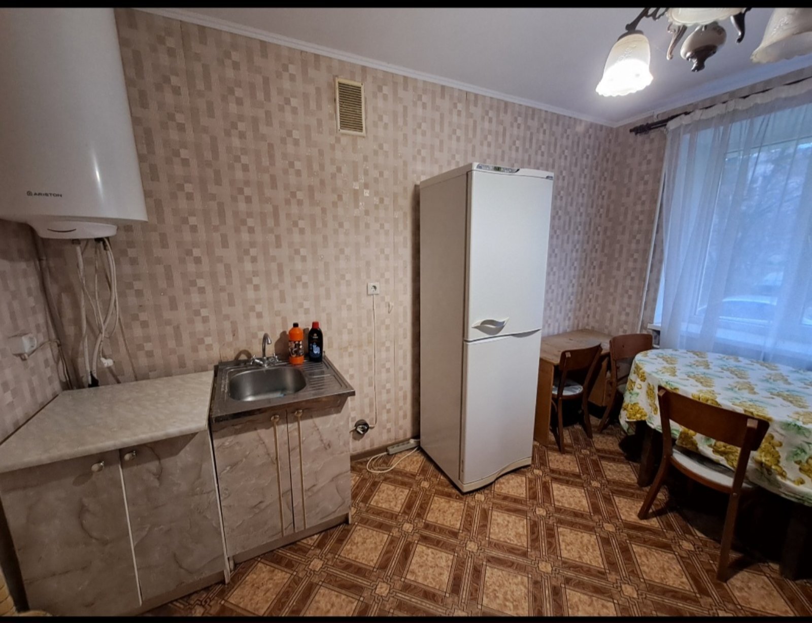 Продаж 1км квартири по вул.Карпенка, Дружба.Тернопіль фото 1 Продаж 1км квартири по вул.Карпенка, Дружба.Тернопіль фото 1