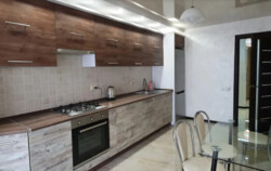 Продаж 1к квартири 42.2 кв. м на просп. Злуки фото 1 Продаж 1к квартири 42.2 кв. м на просп. Злуки фото 1